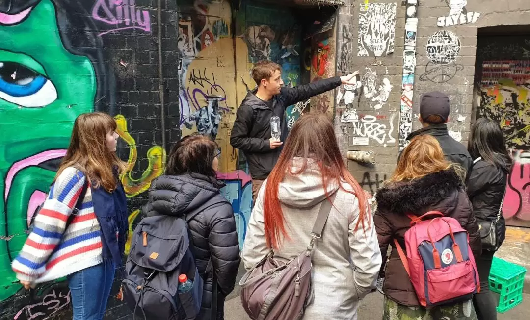 Iconic Street Art Guided Tour in Melbourne