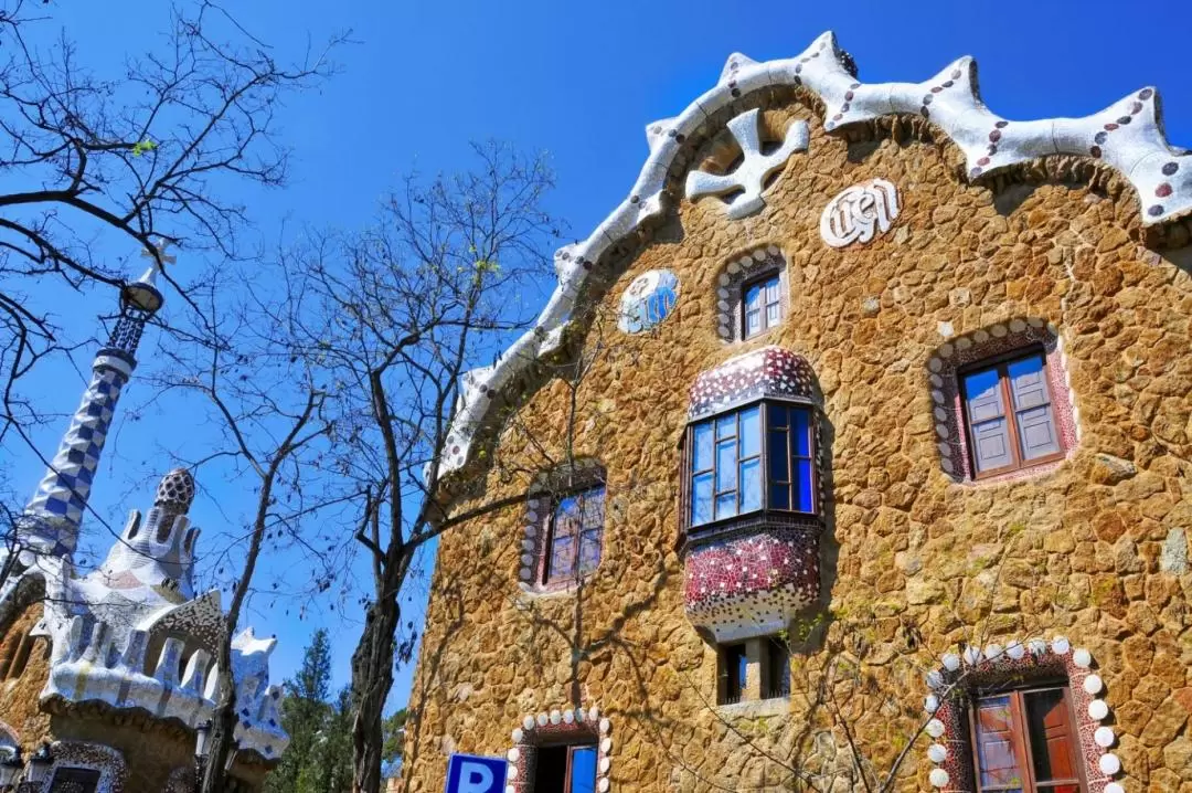 Park Güell Guided Tour in Barcelona 