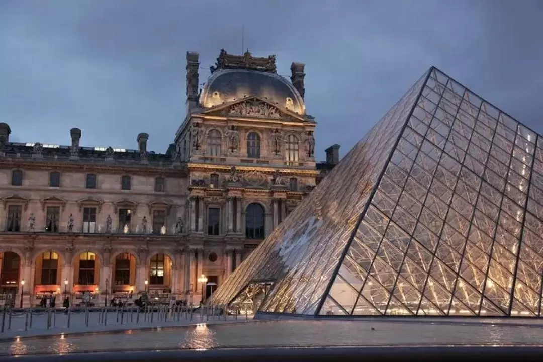 Louvre Museum In Depth 