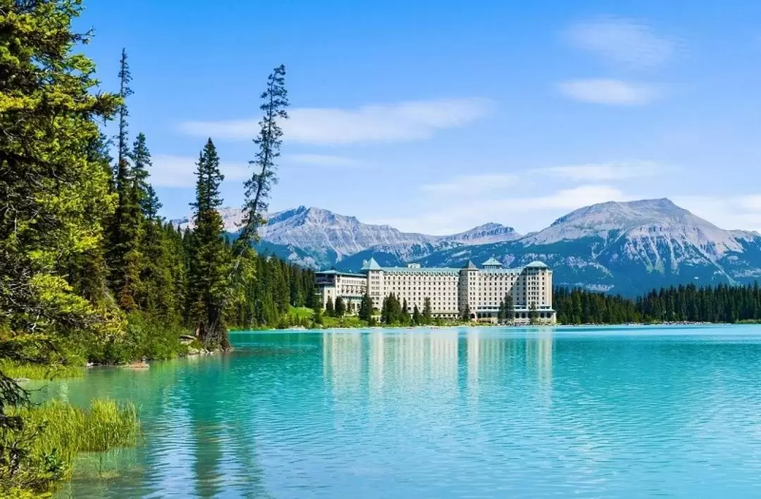 Lake Louise, Banff & Yoho National Park Day Tour from Calgary