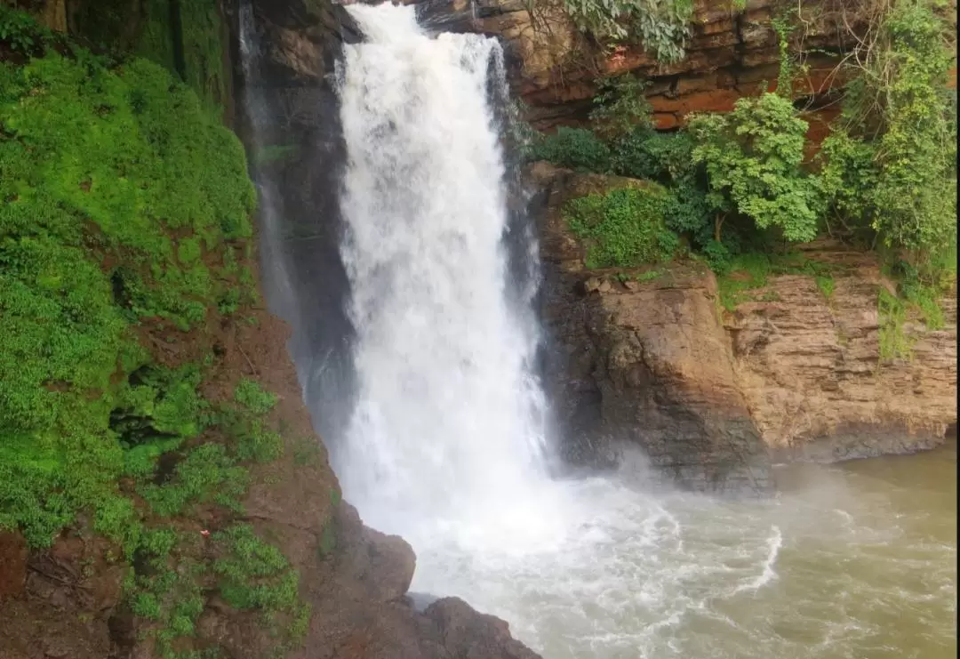 桑庫埃利姆哈拉里任瀑布（Harvalem Waterfalls）＆Rudreshwar 印度教寺廟私人一日遊