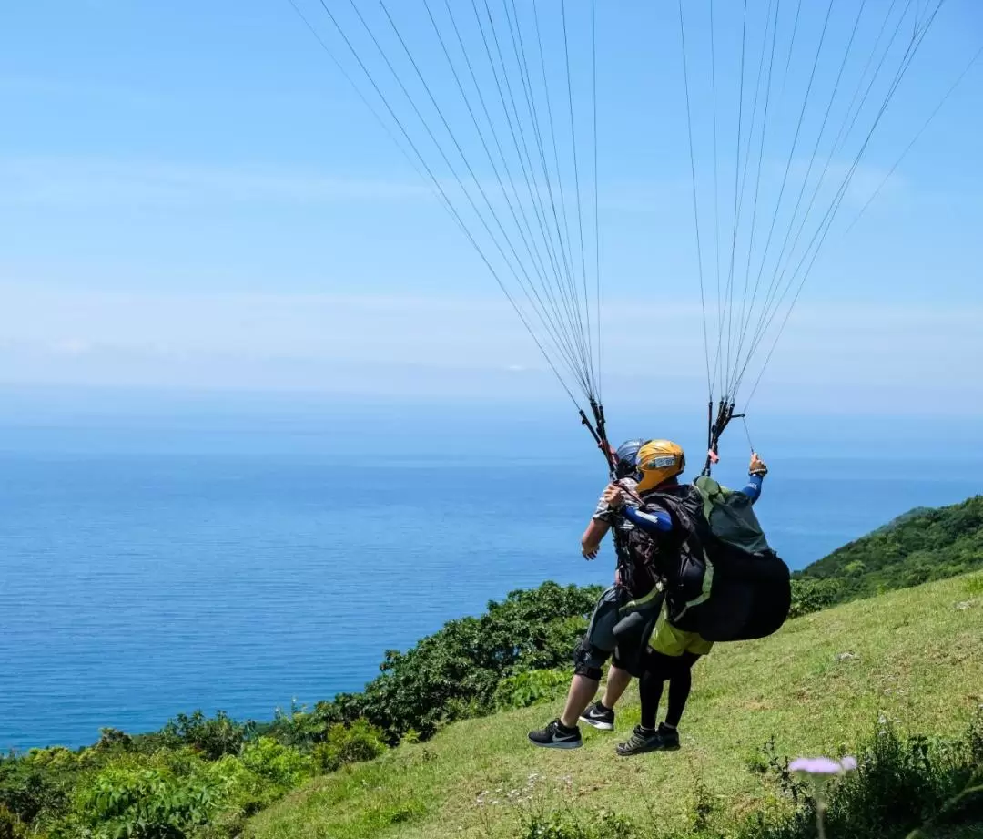 Hualien Scarecrow Paragliding Experience Camp Pengbin Pacific Paragliding Experience