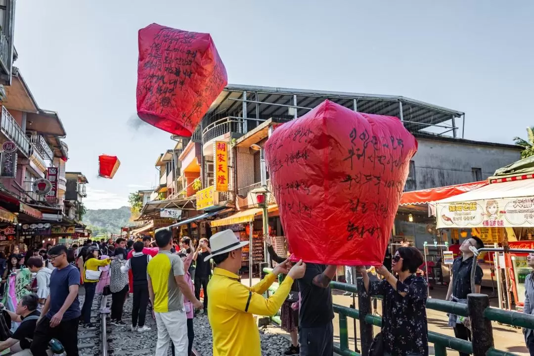 Pingxi Shifen Half Day Guided Tour with Sky Lantern Experience