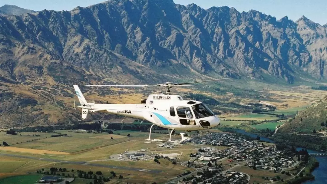 Queenstown Private Helicopter and Wine Tour