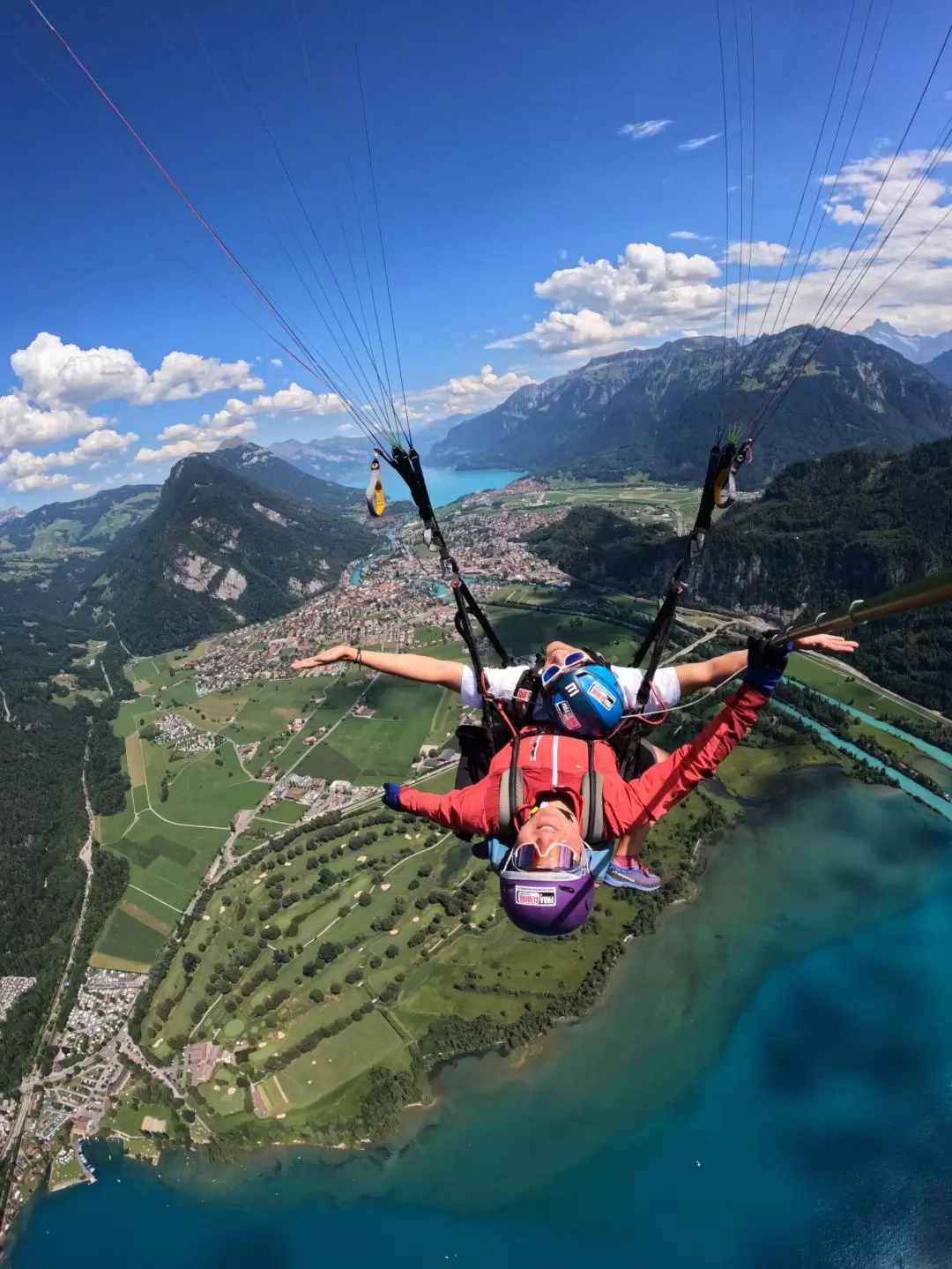 The Big Blue Tandem Paragliding Experience in Interlaken