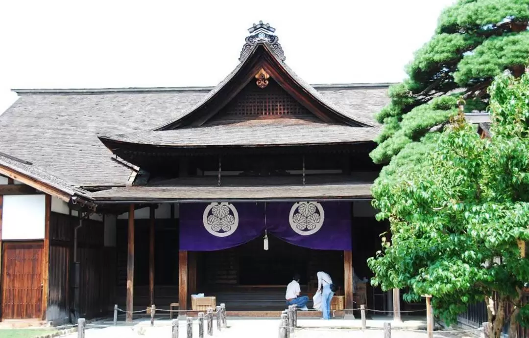 白川郷・高山陣屋 日帰りツアー（名古屋発）