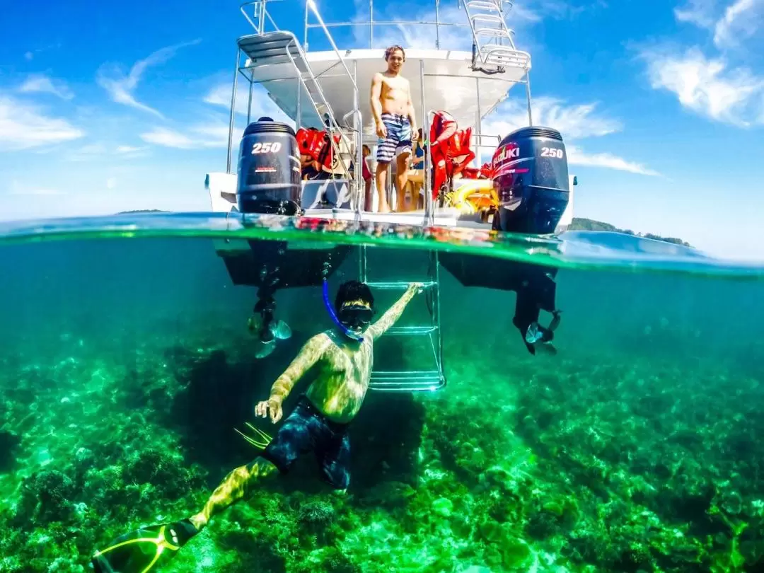 トゥンクアブドゥルラーマン海洋公園 島滞在・ボートシュノーケリング体験（サバ）