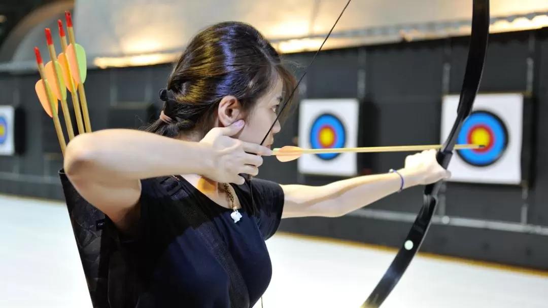 Taichung: Enlightenment Archery Range - Starlight Archery Experience