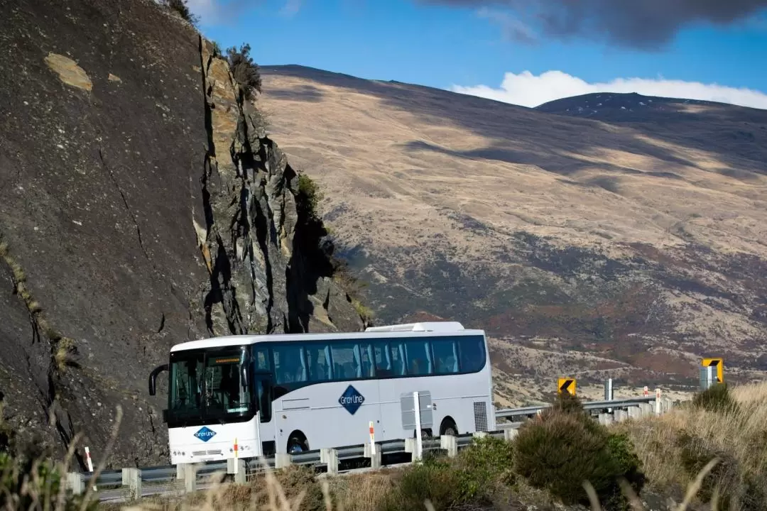 Mount Cook Day Tours between Queenstown and Christchurch