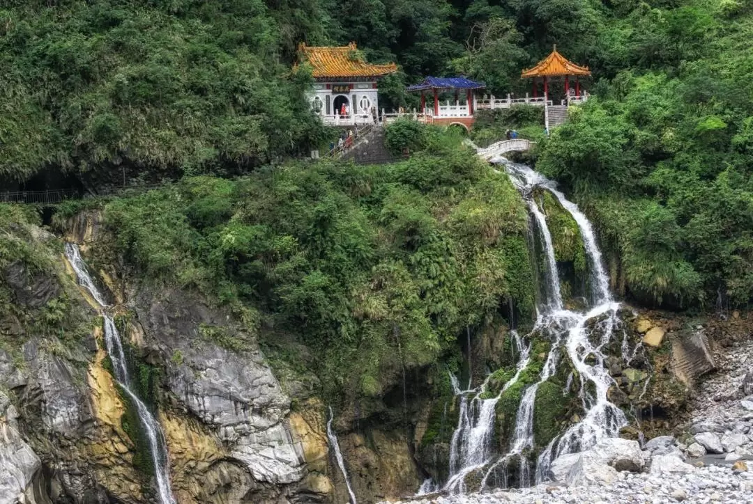 Hualien: Taroko One-day Tour (Pick up from hotels in Hualien City)