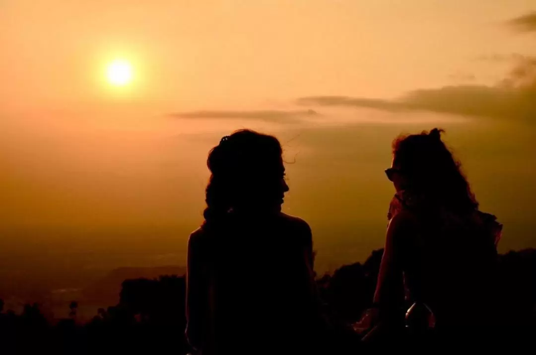 Yogyakarta Best Sunrise and Sunset Tour: Ratu Boko, Andong Hill, Candi Ijo and Klangon Hill