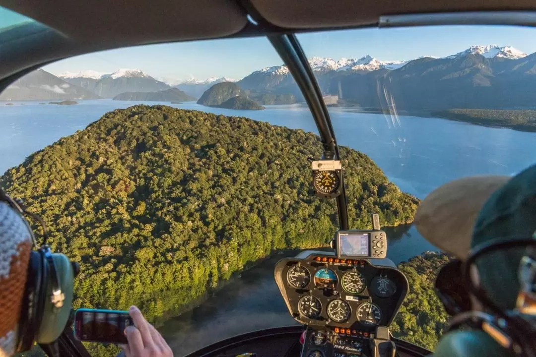 Dusky & Doubtful Sound Scenic Flight from Te Anau