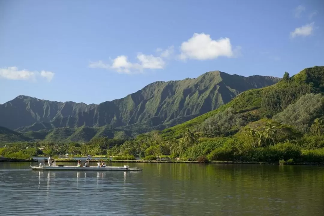 Best of Kualoa Experience Ultimate Tour in O'ahu