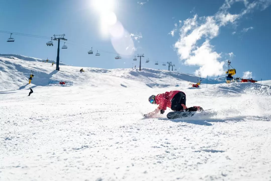 皇冠峰滑雪場初級滑雪課程