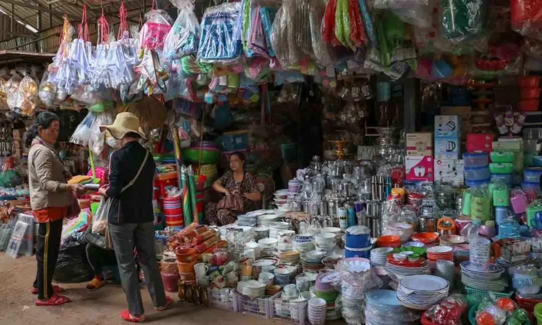 Phsar Krom Local Market Private Tour