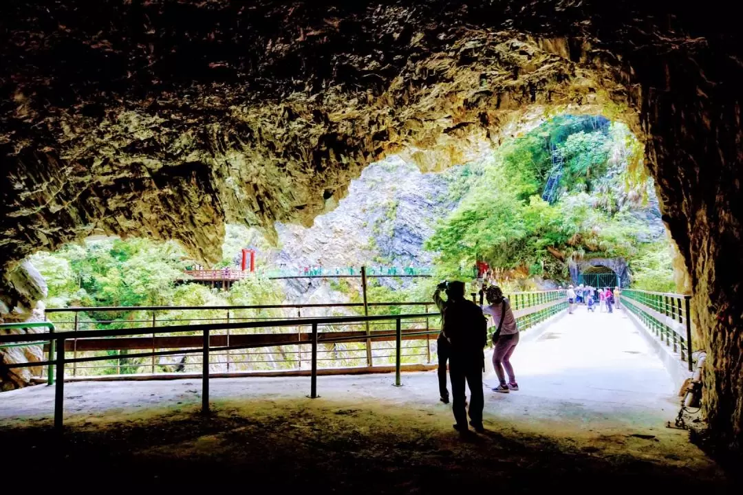 Hualien: Taroko One-day Tour (Pick up from hotels in Hualien City)