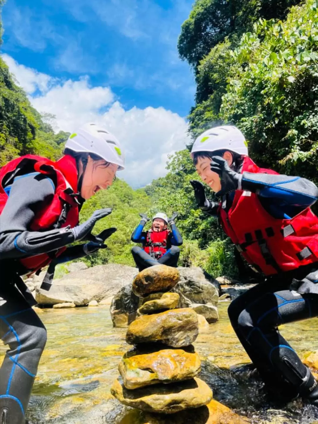 HualienThree-storey Beixi River Trekking Experience