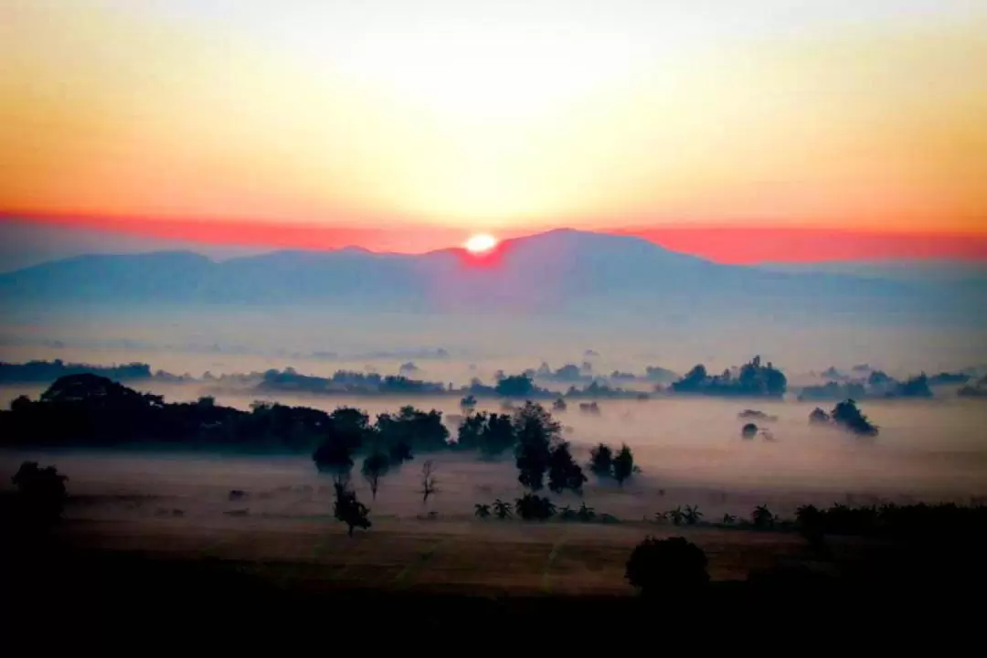 Sunrise Hot Air Balloon Flight with Champagne and Spa Package by Fah Lanna in Chiang Mai