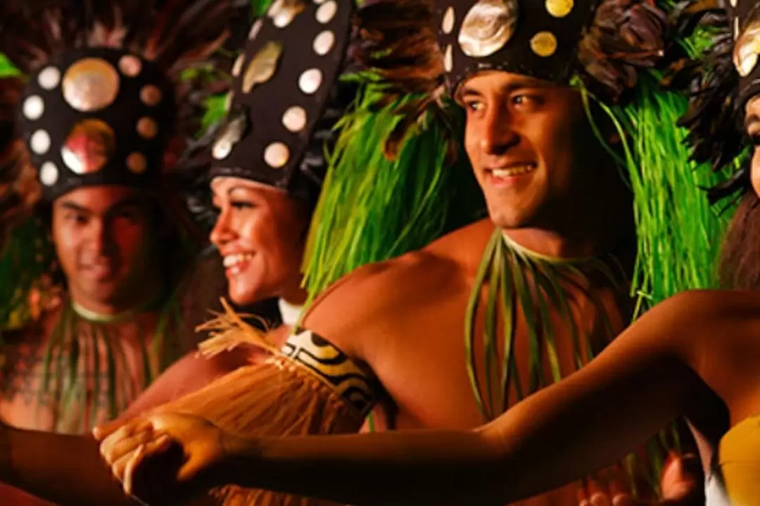 Lu'au Kalamaku Show and Dinner Admission in Kauai