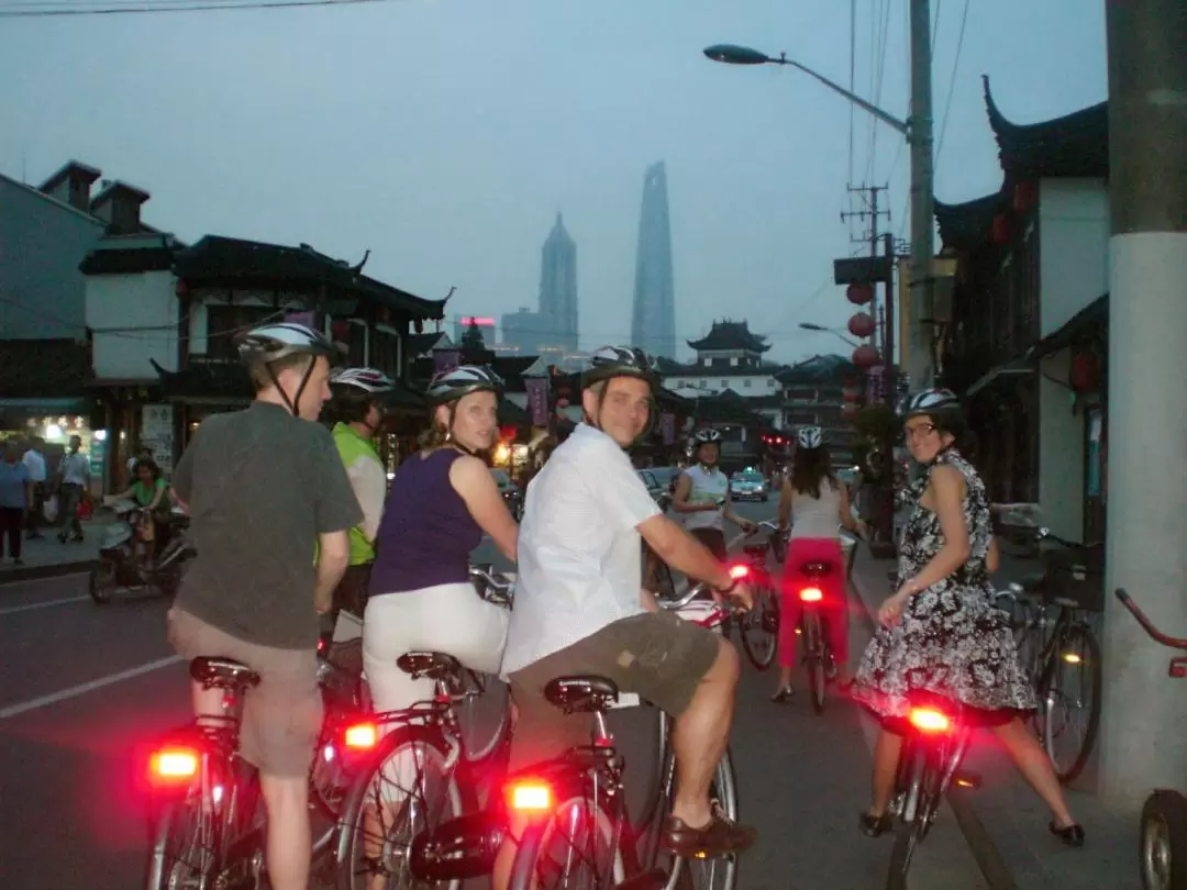 Shanghai Charming Night Bike Tour