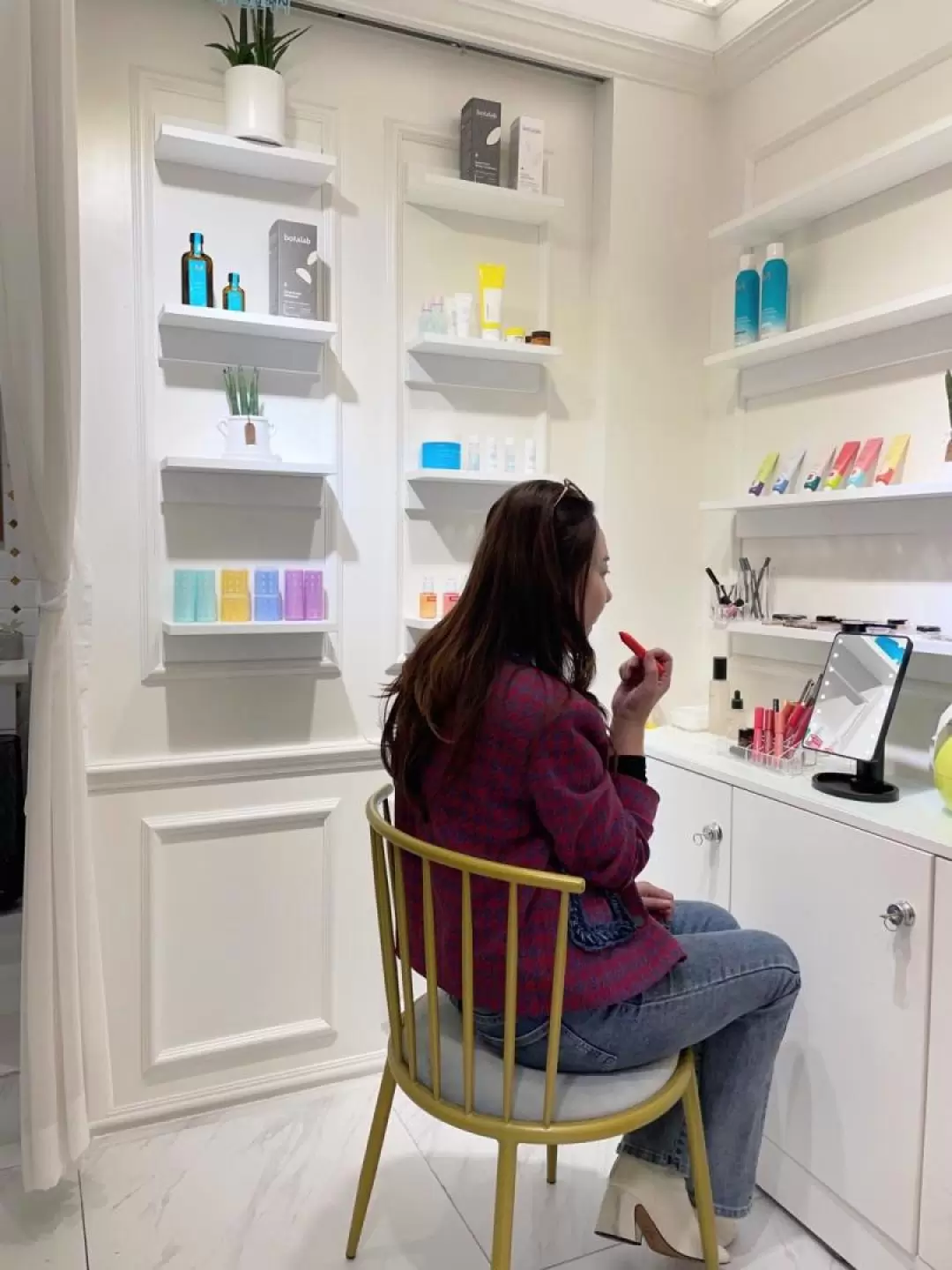 [K-beauty] Hair Styling / Idol Hair / Make-up in Hongdae