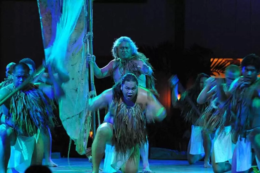 Lu'au Kalamaku Show and Dinner Admission in Kauai