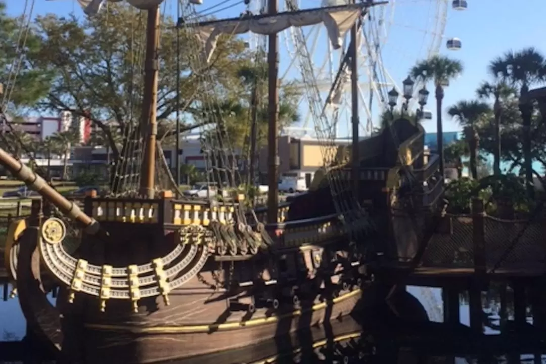 Pirate's Cove Adventure Mini Golf Experience in Orlando