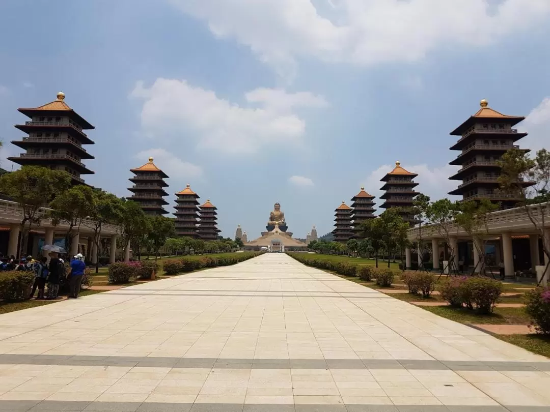 Kaohsiung: Classic Kaohsiung Attractions Day Tour