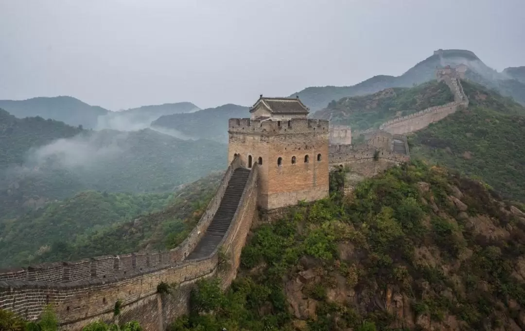 Private Car Charter for Badaling, Mutianyu, or Juyongguan Great Wall 