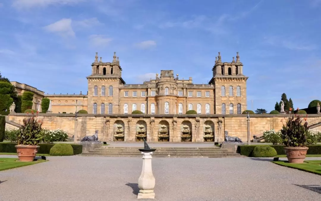 Blenheim Palace and the Cotswolds Day Tour with Pub Lunch