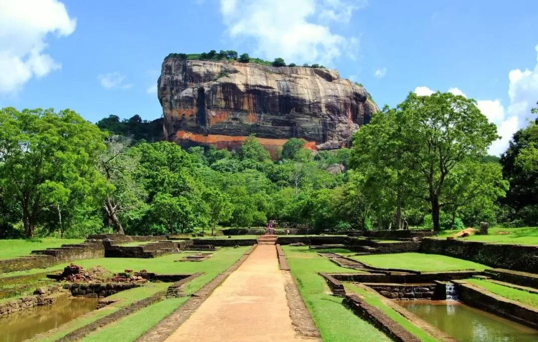 Sigiriya Lion's Rock Fortress Day Tour And Village Experience from Colombo