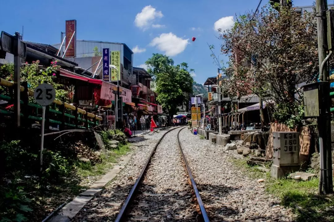 Pingxi Shifen Half Day Guided Tour with Sky Lantern Experience