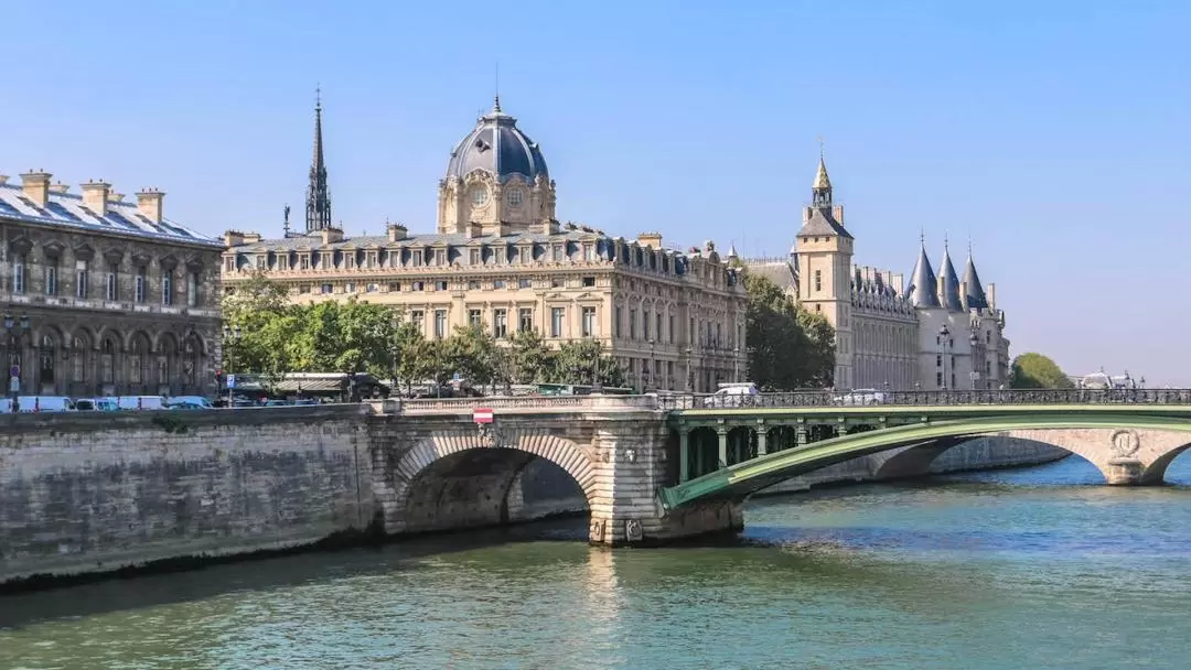 Notre Dame's Island, Sainte Chapelle and Marie Antoinette's Prison 