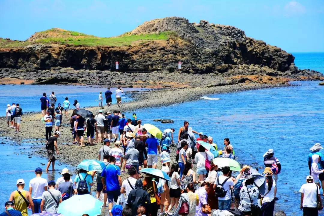 Penghu Highlights Sightseeing Car Charter from Magong