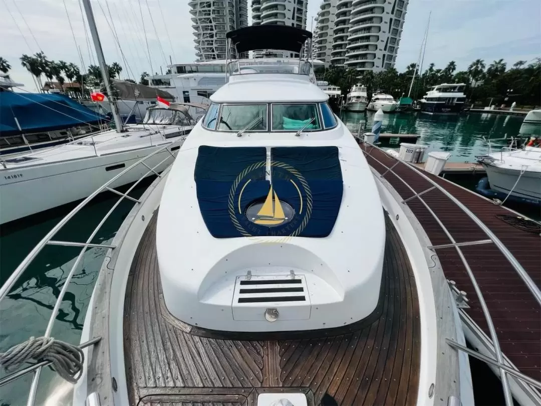 新加坡 Leviathan 88 豪華遊艇租借（Zenithyachtcharters 提供）