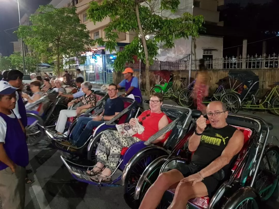 Culinary Night Cyclo Tour in Hue