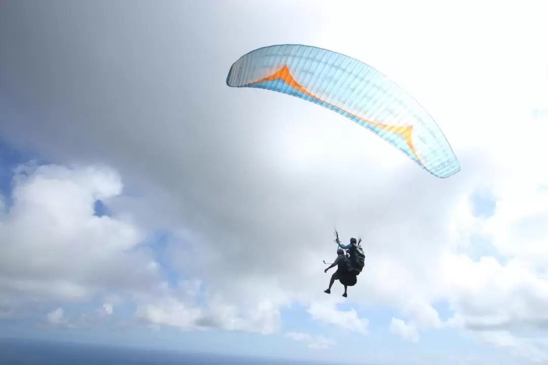 Paragliding Experience in Nusa Penida Bali