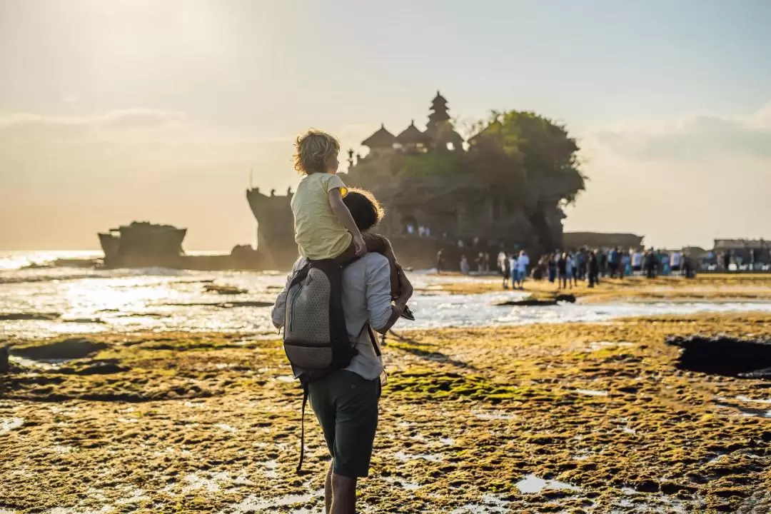 Walking Tour Uluwatu & Tanah Lot Temple Bali