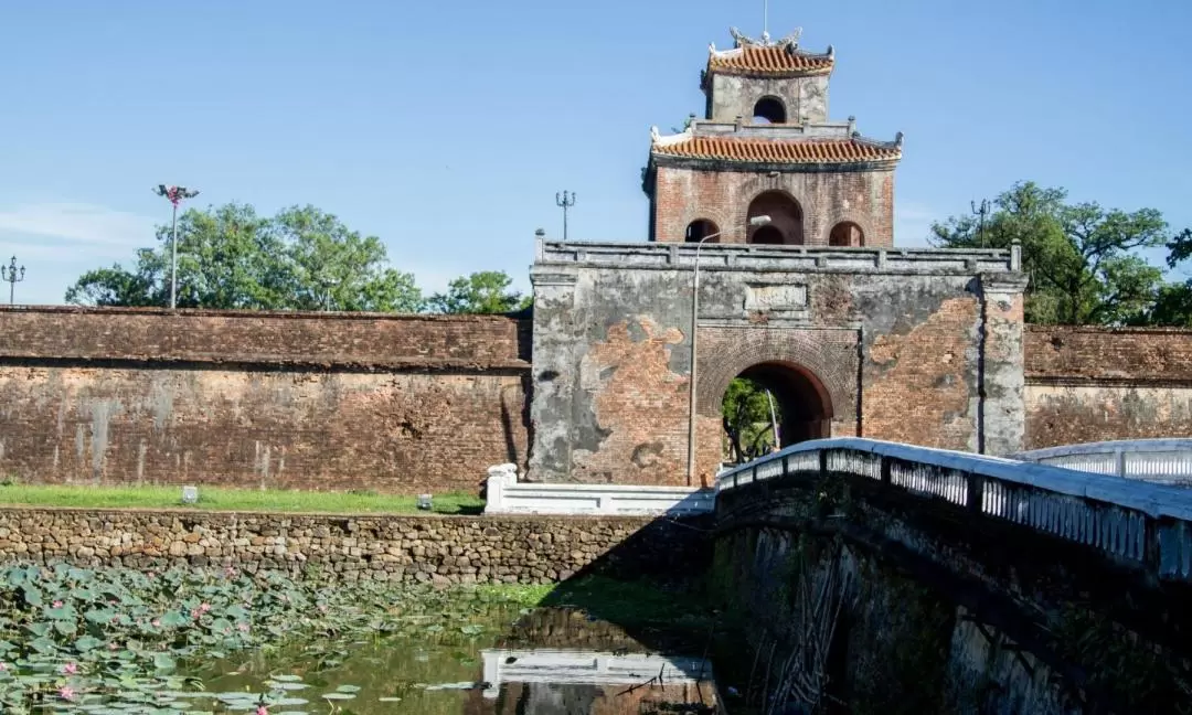 Lang Co Bay & Hue City Full Day Tour 