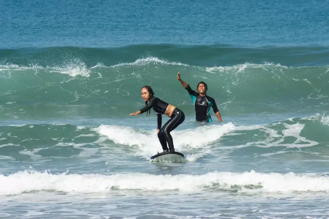 발리 스미냑 서핑 강습 by Nuna Surfing School