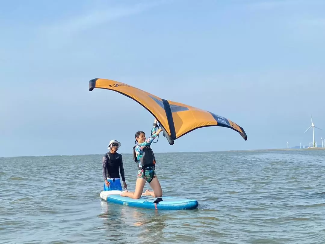 三條崙海水浴場 ウイングフォイル体験（雲林）