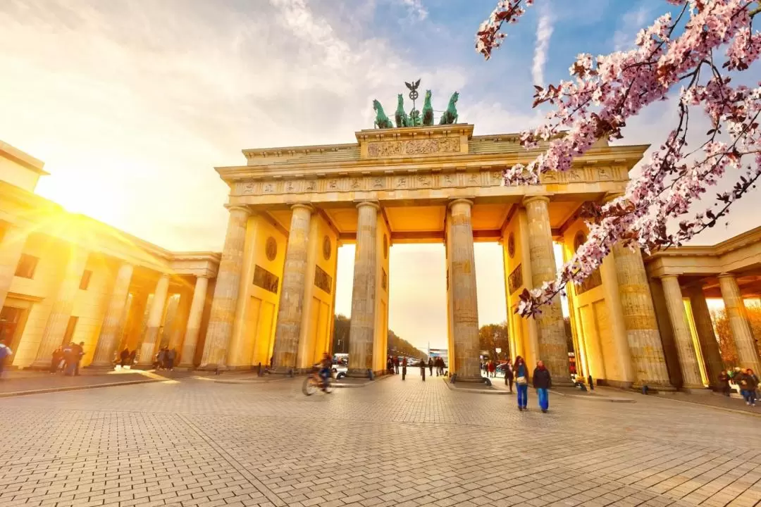 Berlin Red Buses Hop On Hop Off Sightseeing Bus