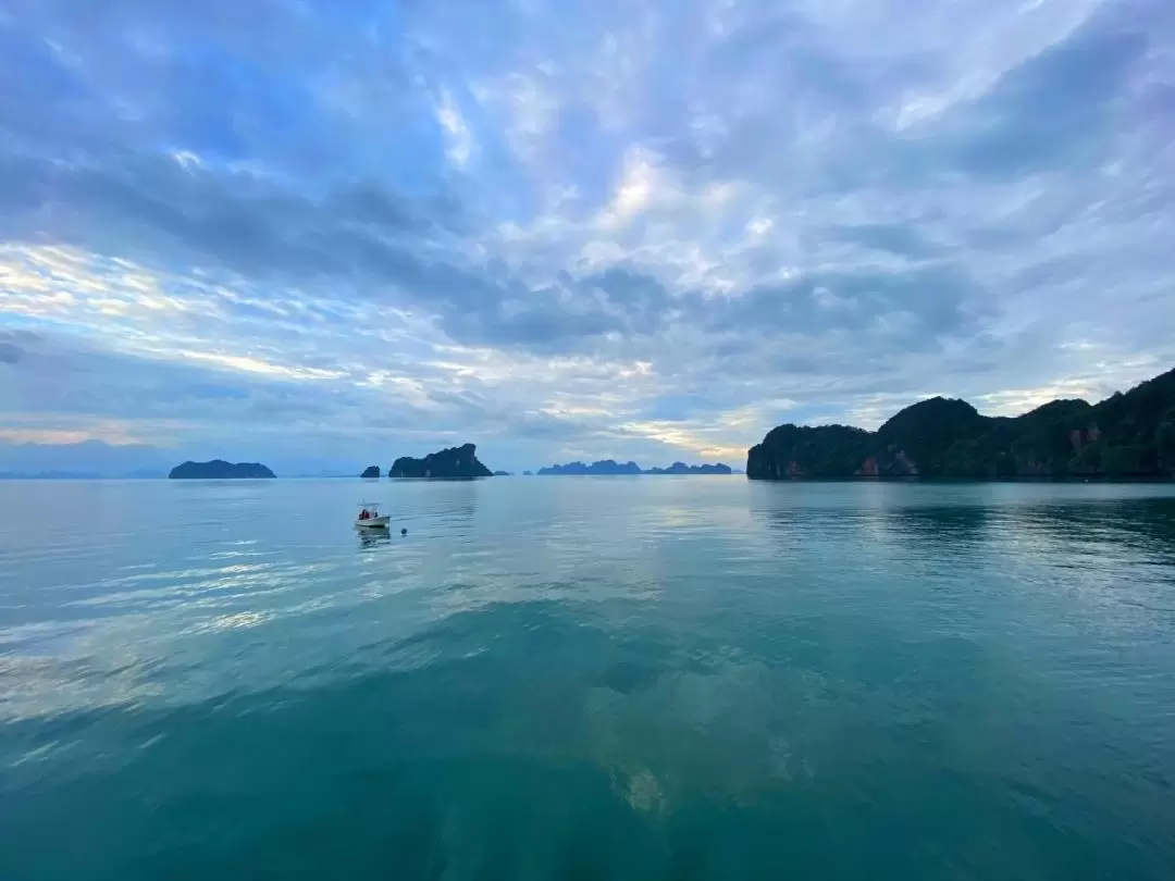 ジェームズボンド島 スピードボート・カヌー利用 日帰りツアー（ヤオ島発）