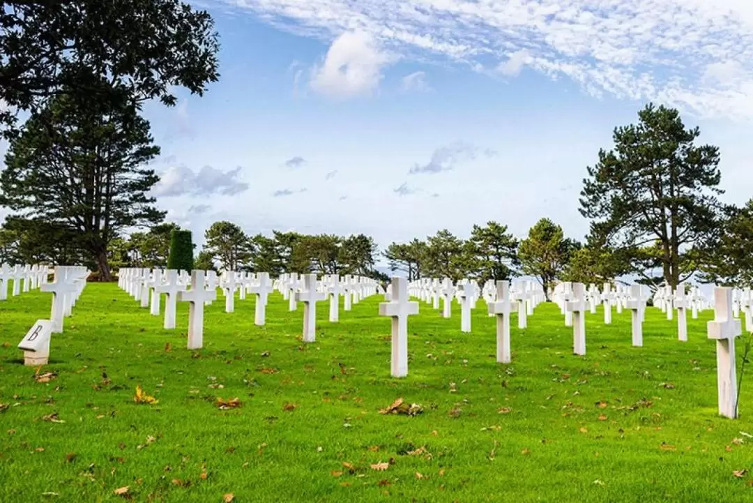 Normandy D-Day Landing Beaches Full Day Guided Tour from Paris