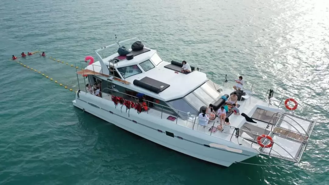 Premium Sunset Dinner Cruise in Langkawi with Transfers and Meals