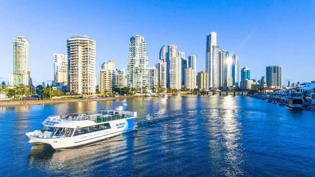 Sightseeing Lunch Cruise in the Gold Coast