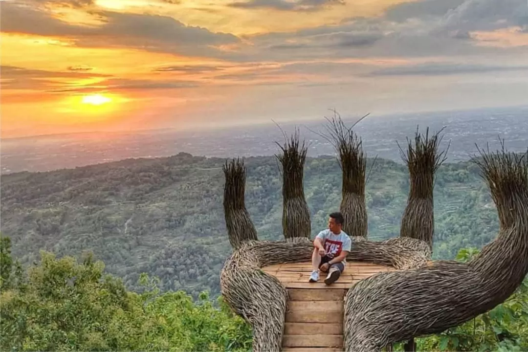 Tembelang Cliff, Pindul Cave, Pinus Pengger, Sand Boarding and Parangtritis Beach Tour from Yogyakarta