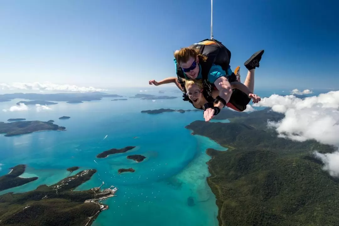 Airlie Beach Tandem Skydive