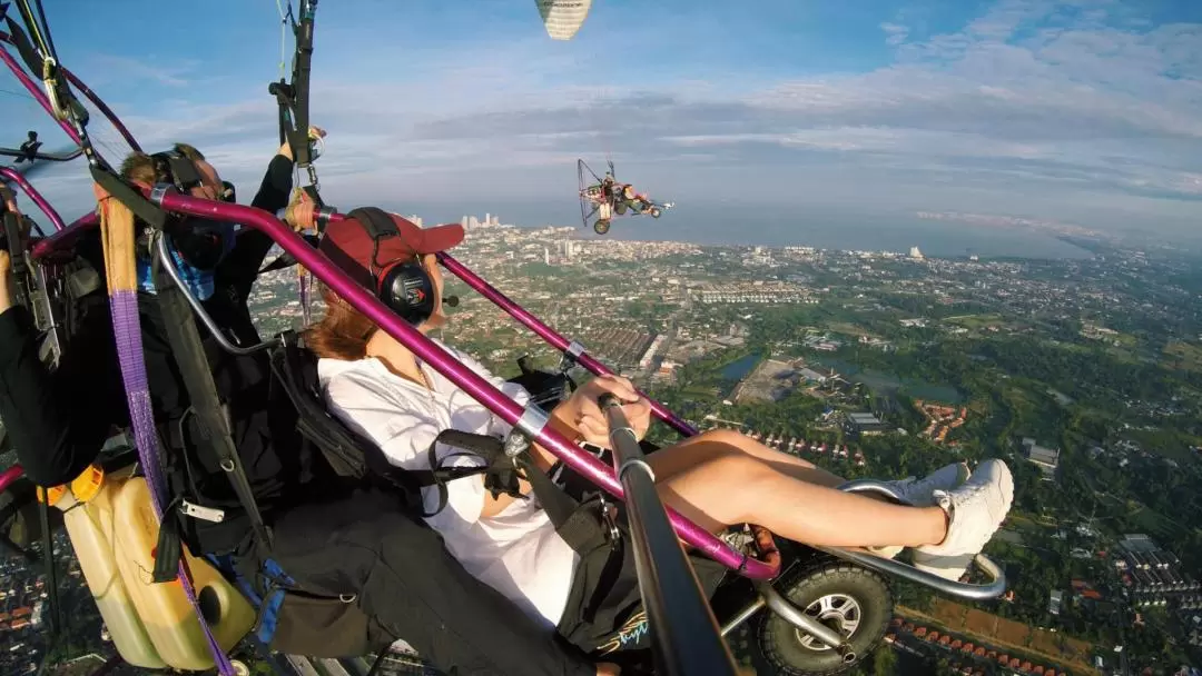 Pattaya Paramotor Flying Experience by TSA Thailand Super Adventure