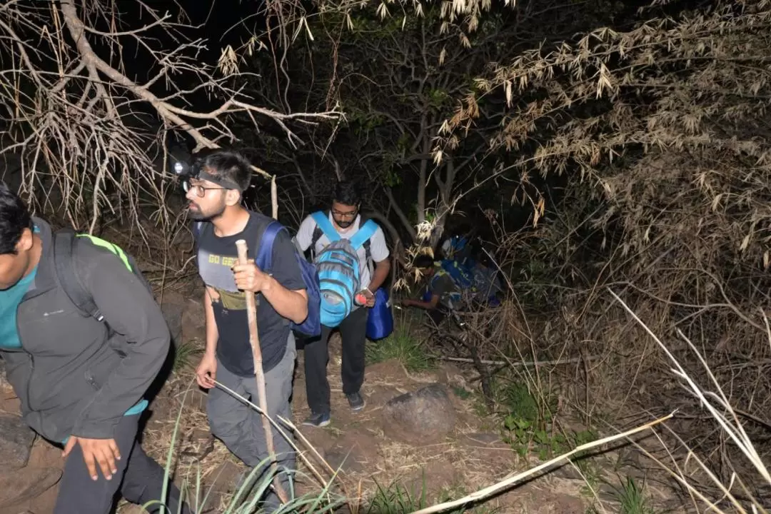 Narayanagiri 夜間登山健行（含 Manchanabele 水壩水上活動）- 邦加羅爾出發